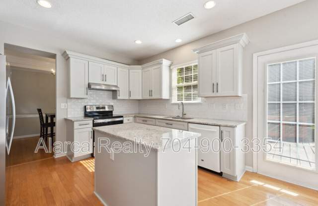 9418 Willow Tree Ln Gallery 3