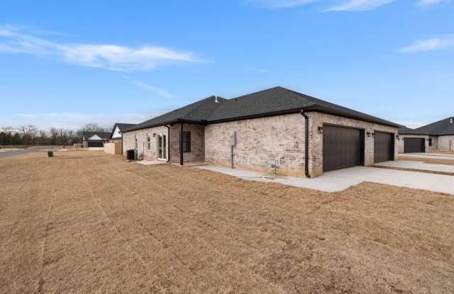 Beautiful New Abbington Subdivision! $1000 MOVE IN SPECIAL photos photos