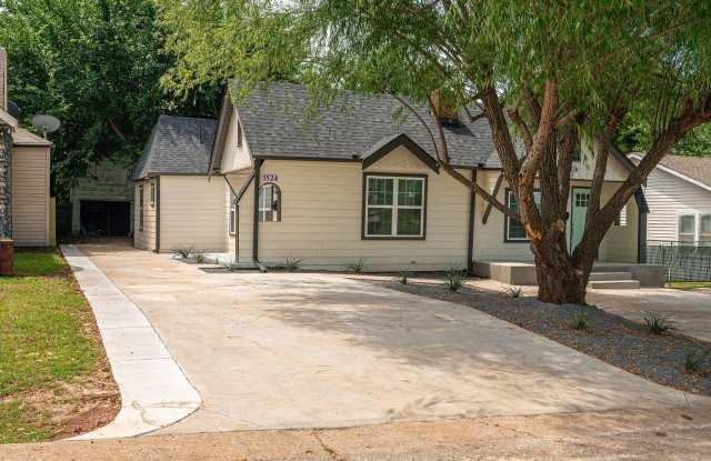 1524 Northwest 45th Street - 1 photos photos 1524 Northwest 45th Street - 1 photos photos