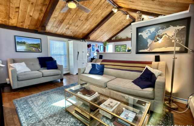 526 Centre St. - 526 Centre Street, Boston, MA 02130