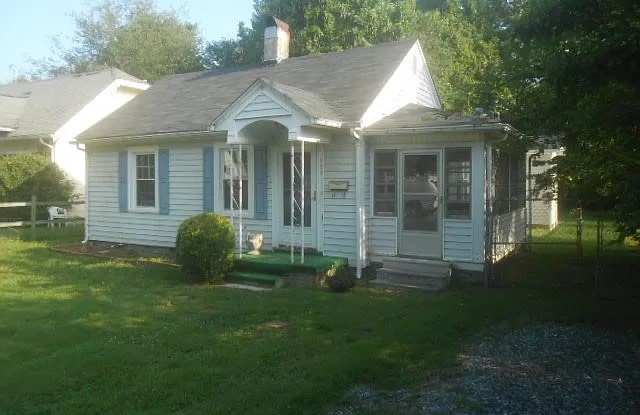 923 Rosewood Pl photos photos