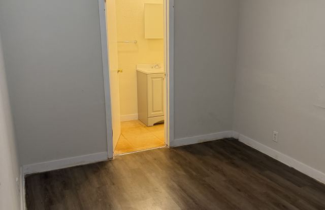 72 Lakeview Circle - 6 Gallery 3