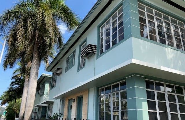 1040 16TH STREET - 1040 16th Street, Miami Beach, FL 33139