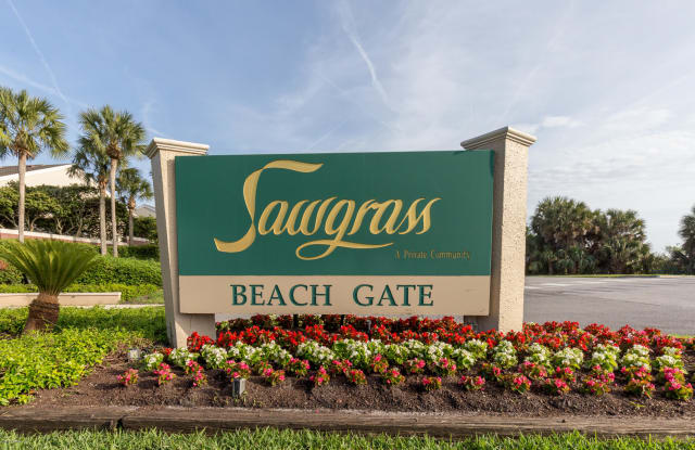 805 SPINNAKERS REACH DR - 805 Spinnakers Reach Drive, Sawgrass, FL 32082