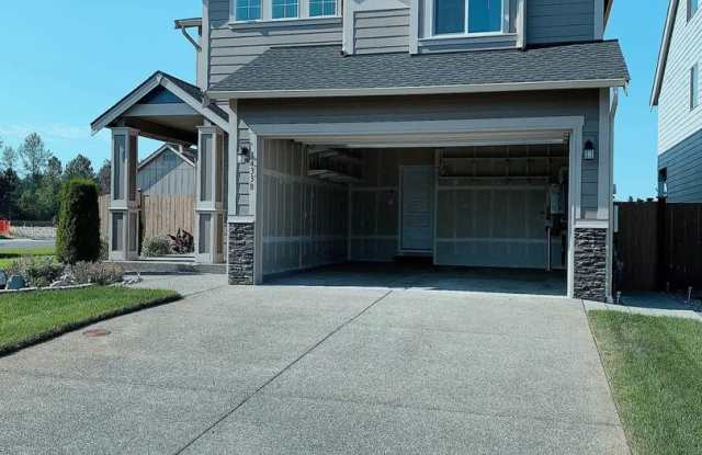 Spacious 4-Bedroom Corner Lot Home with Bonus Room, A/C & Updated Kitchen photos photos