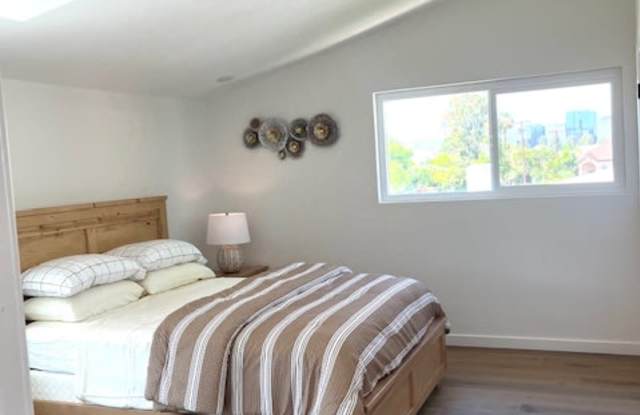 5304 Baza Avenue photos photos