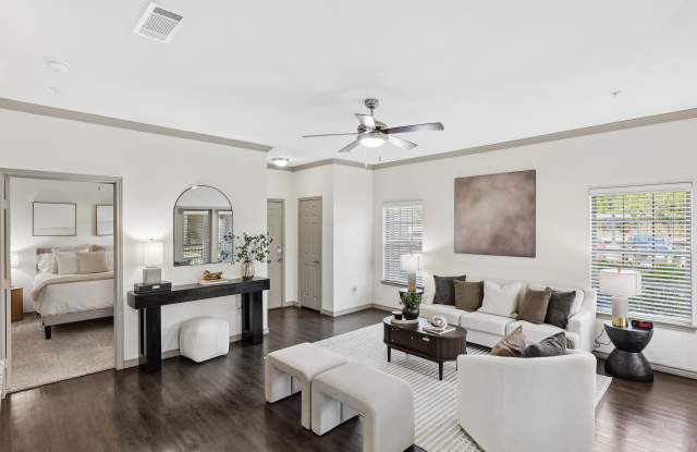 Capri Villas at the Lake Gallery 2