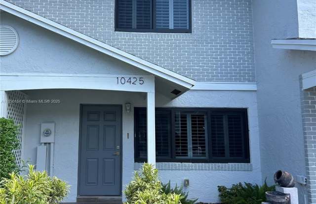 10425 NW 3rd St photos photos