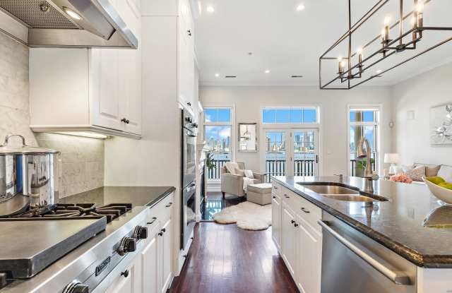 23 REGENCY PL Gallery 3