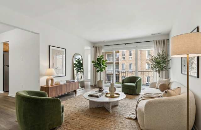 The Apartments at Elmwood Terrace Gallery 2