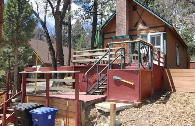 748 Moreno Lane - 748 Moreno Lane, Big Bear City, CA 92386