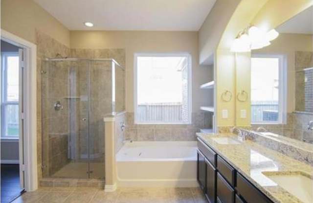 917 Swan Flower Ct Gallery 3