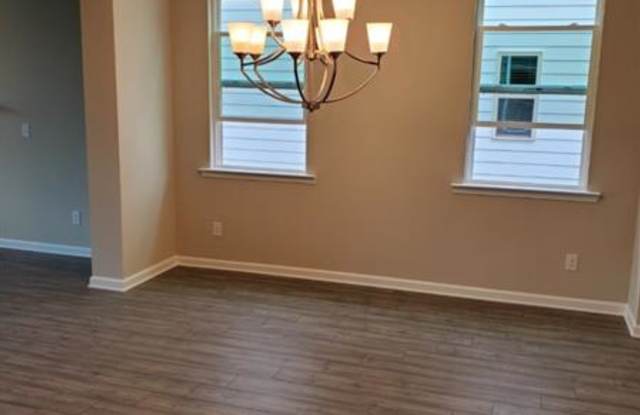 4436 Waxwing St Gallery 2