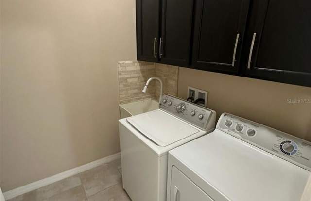 1227 SCARLET OAK LOOP Gallery 4