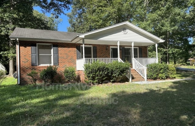 719 Lake Caroline Dr - 719 Lake Caroline Drive, Lake Caroline, VA 22546