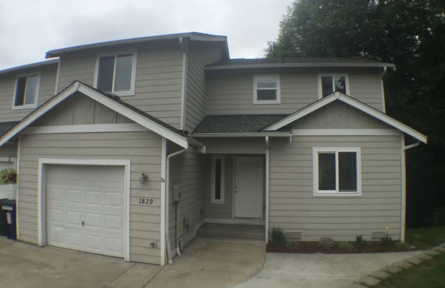 1829 Karcher Rd SE - 1829 Karcher Road Southeast, East Port Orchard, WA 98366