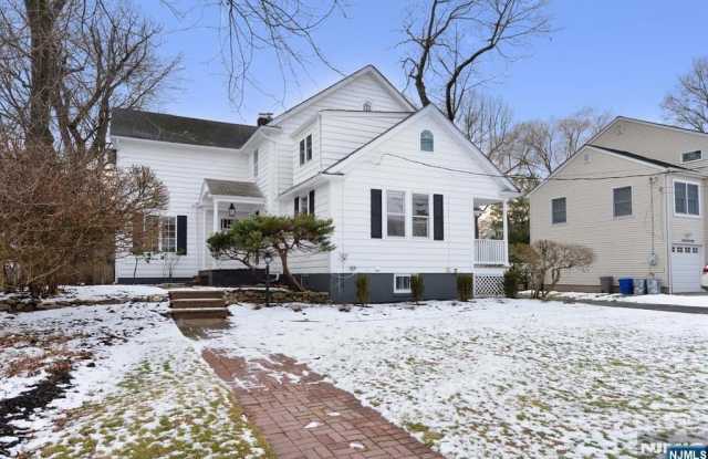 675 Center Street - 675 Center Street, Oradell, NJ 07649