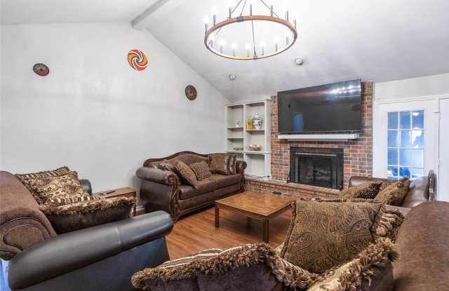 857 Chaucer Drive photos photos 857 Chaucer Drive photos photos