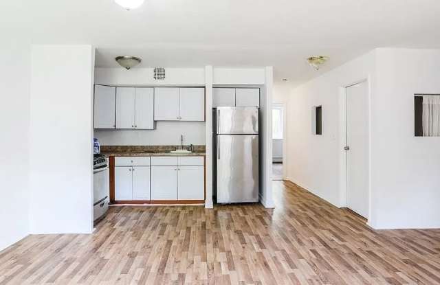 987 Jefferson Ave # 1 Gallery 1