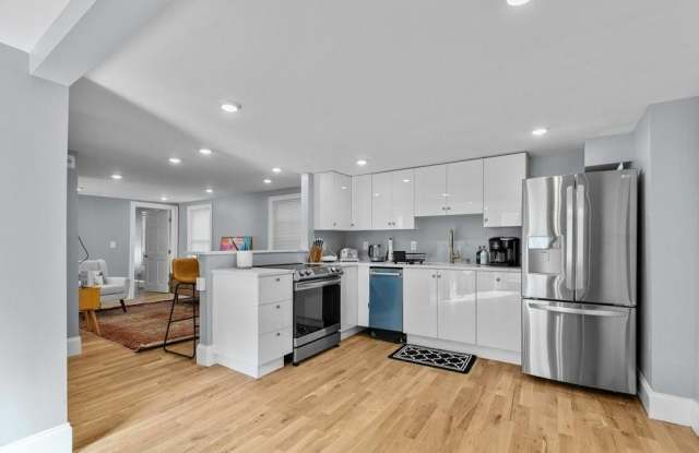 382 Spring Street unit: 1 photos photos