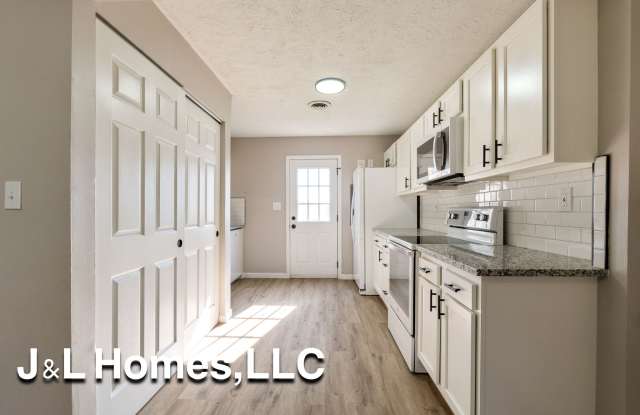 3829 Brentwood Road photos photos