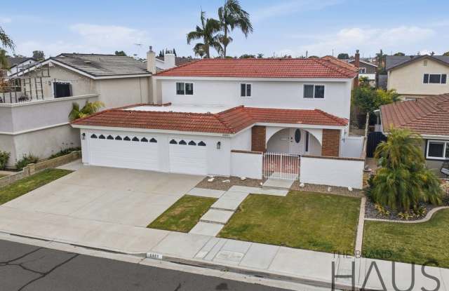 Newly Remodeled Huntington Beach Home with Brand-New AC & Premium Finishes photos photos Newly Remodeled Huntington Beach Home with Brand-New AC & Premium Finishes photos photos