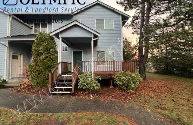 6304 Barstow Ln SE Unit 5 - 6304 Barstow Lane Southeast, Lacey, WA 98513