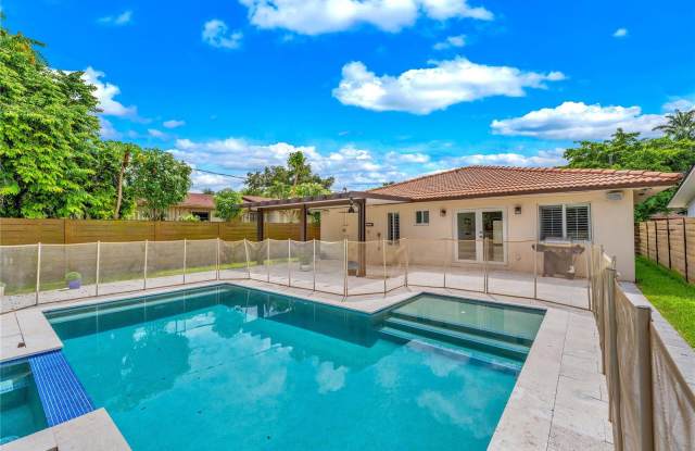 6911 Southwest 83rd Court - 6911 Southwest 83rd Court, Glenvar Heights, FL 33143