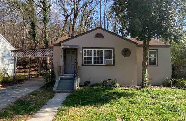 2109 Thomas Avenue - 2109 Thomas Avenue, Anniston, AL 36207