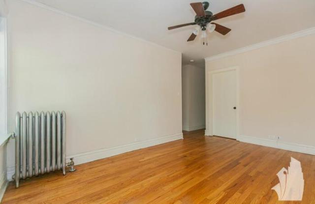 2177 West Giddings Street Gallery 3