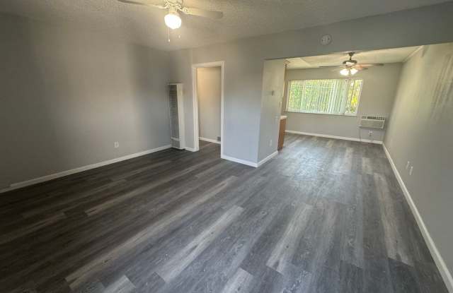 Brentwood Apartments|7726-7734 Brentwood Drive Gallery 3
