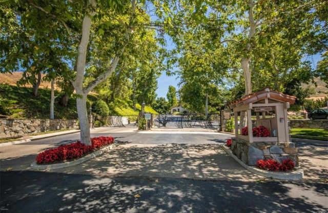 742 N Valley Drive - 742 North Valley Drive, Thousand Oaks, CA 91362