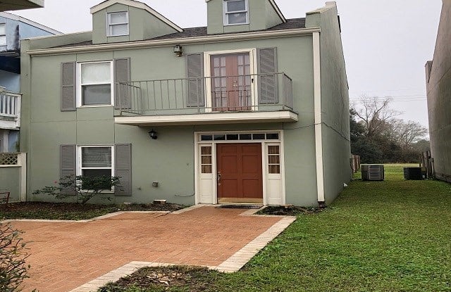 206 Rue De Iberville - 206 Rue D 'iberville, Terrebonne County, LA 70360