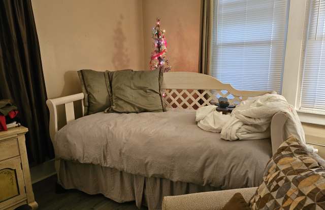 1240 Hartsville Pike photos photos