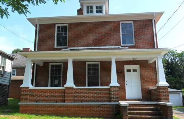 1411 GORDON AVE photos photos