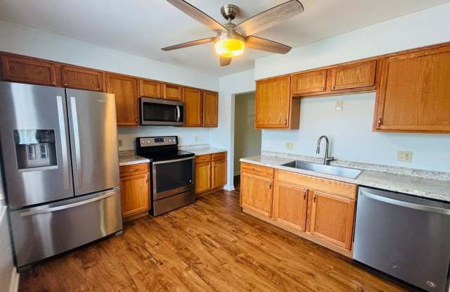 4 Bedroom, 3.5 Bath Townhouse Gallery 3