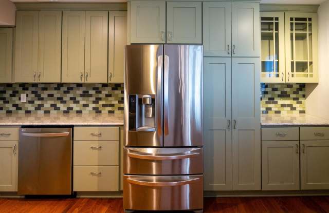 727 HERNDON WOODS COURT Gallery 4