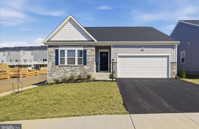 148 HUNTWELL W Avenue photos photos