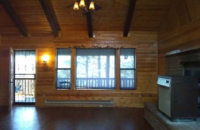 1540 Falcon Ln Gallery 3