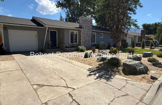 Fully Renovated 2-Bedroom Home in the Heart of Gardnerville Gallery 4