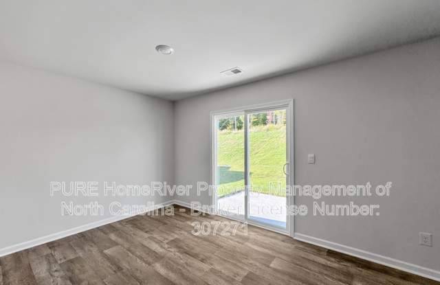 4716 Mount Hope Dr Gallery 4