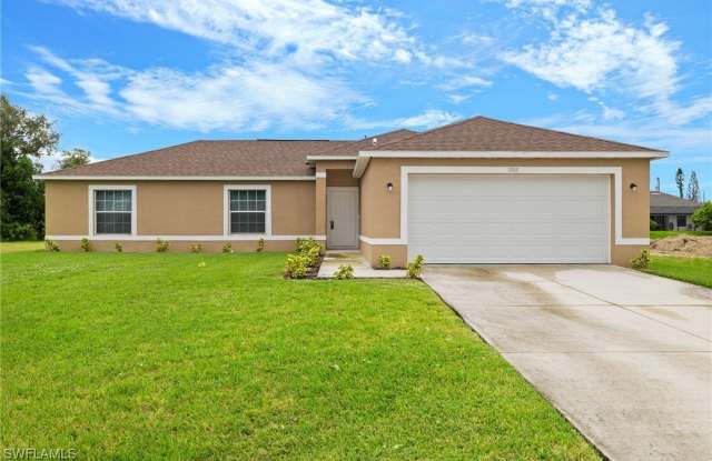 1305 SW 13th Street - 1305 Southwest 13th Street, Cape Coral, FL 33991
