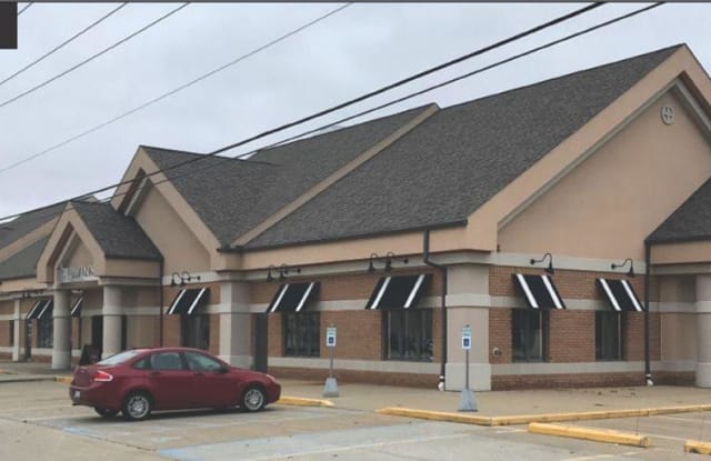 16991 18 Mile - 16991 18 Mile Road, Macomb County, MI 48038