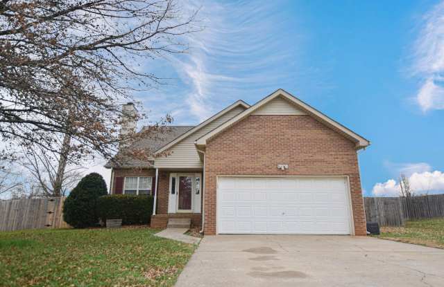Pet Friendly Three Bedroom with Bonus! photos photos