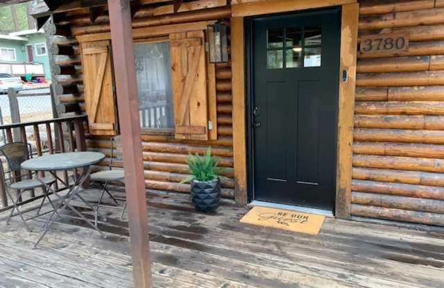 Lovely 3BD cabin style furnished home avail. for a Seasonal lease starting 04/10/2025! call to inquire today photos photos