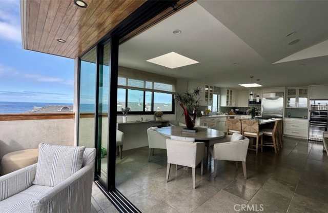 229 14th - 229 14th Street, Manhattan Beach, CA 90266