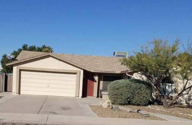 518 W ROSEMONTE Drive photos photos