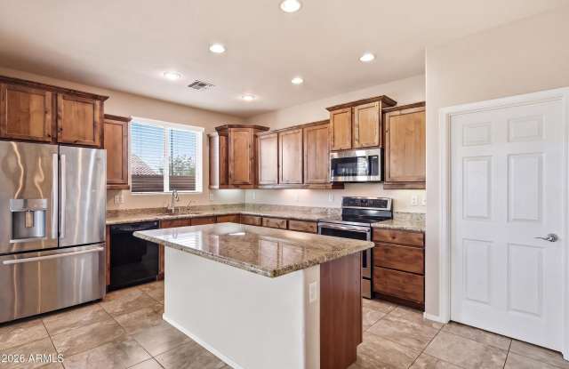 18393 W BRIDGER Street Gallery 4