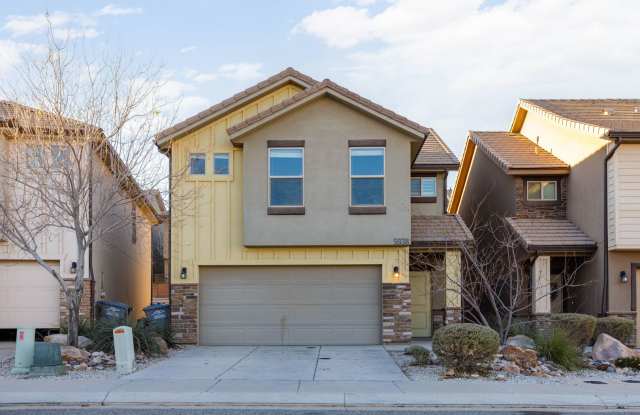 4bd | 2.5 Bath | 2 Car Detached Desert Canyon Townhome Now Available photos photos