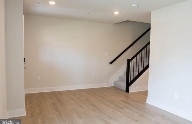 7410 AMEGA WAY Gallery 3